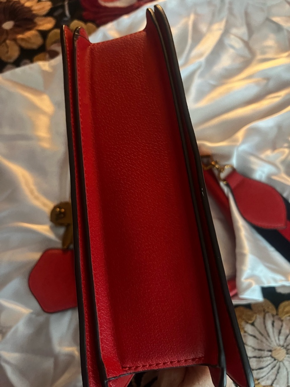 Gucci Red and Navy Bee-Embellished GG Satchel - Picture 6 of 6